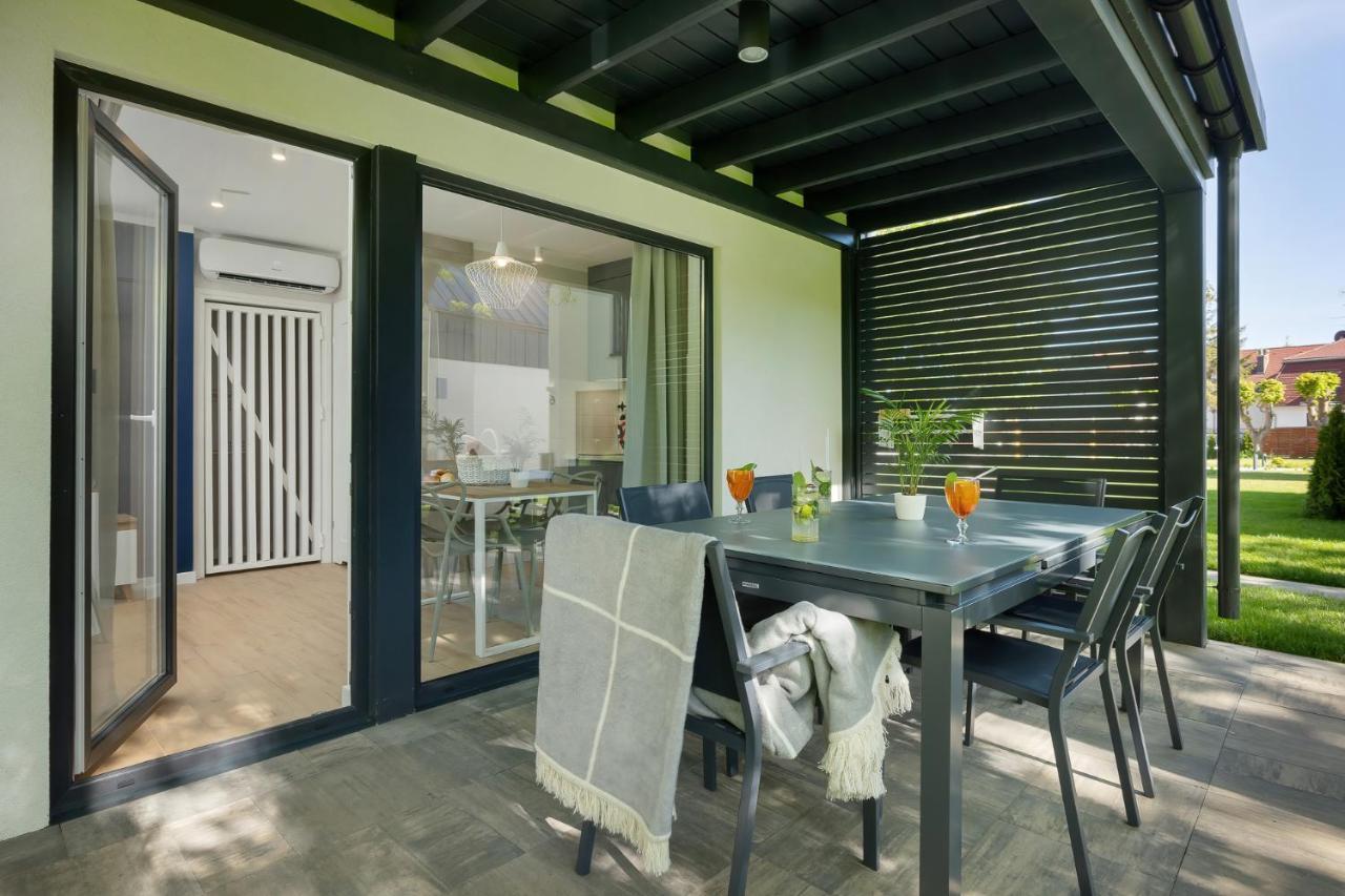 Domki Villa Hoff Resort Trzesacz Ngoại thất bức ảnh